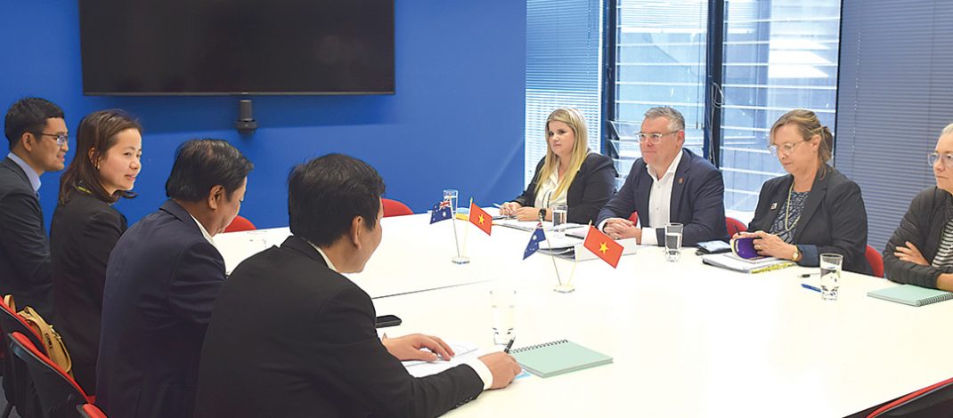 The Vietnamese delegation and the minister discussed possibilities for increased agricultural exports.